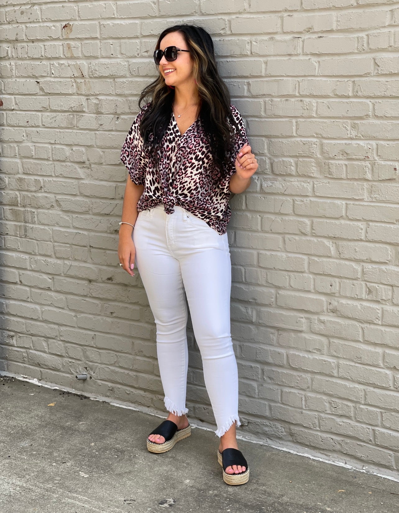 White KanCan high waisted skinny jeans frayed at the ankle!